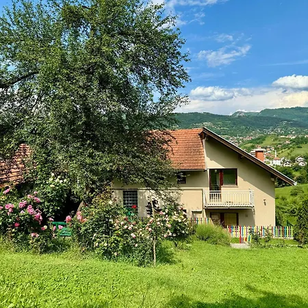 Дом отдыха Sarajevo Flower Garden
